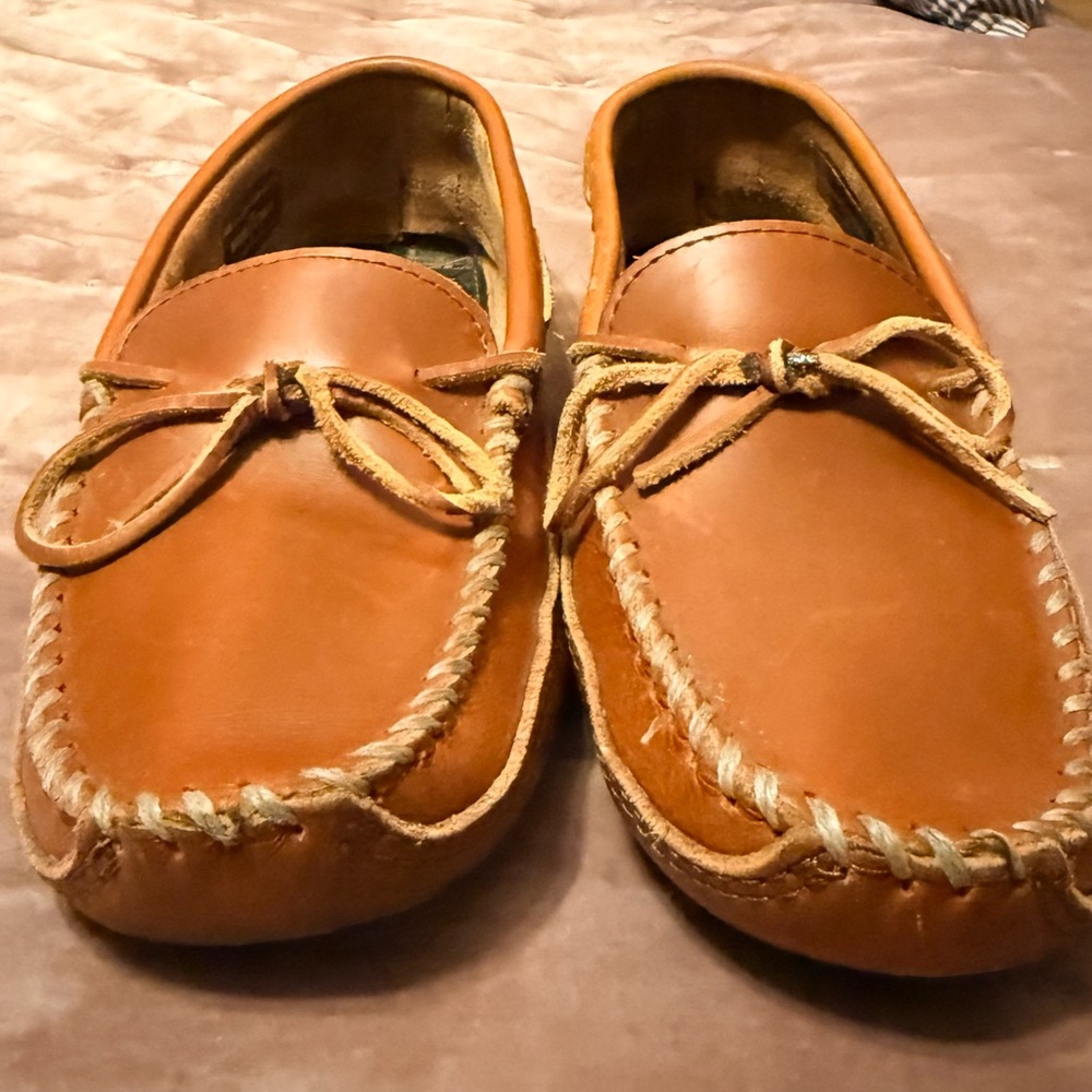 Men’s Minnetonka Leather Driving Moccasins - Size 11.5
